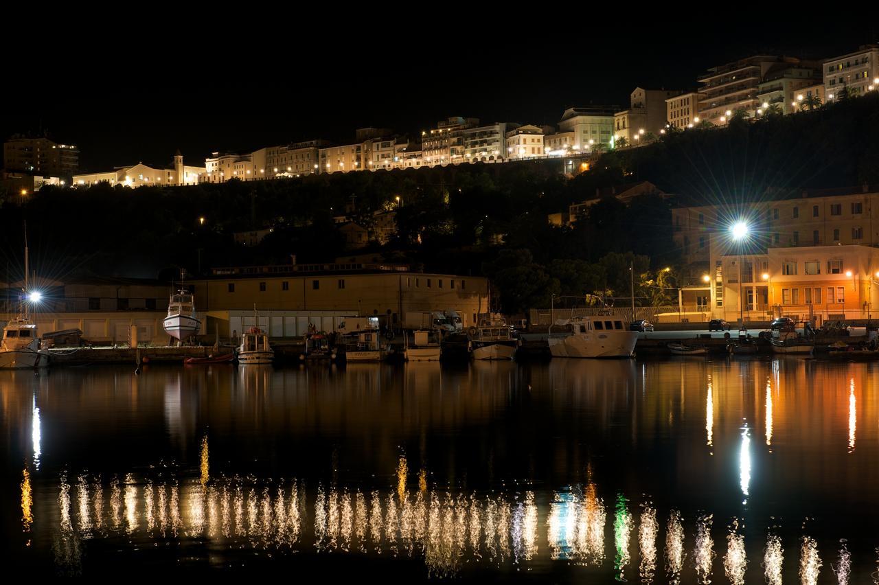 Hotel Ideale Ortona Buitenkant foto