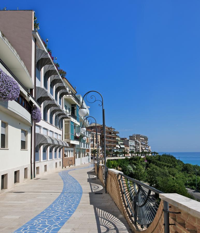 Hotel Ideale Ortona Buitenkant foto
